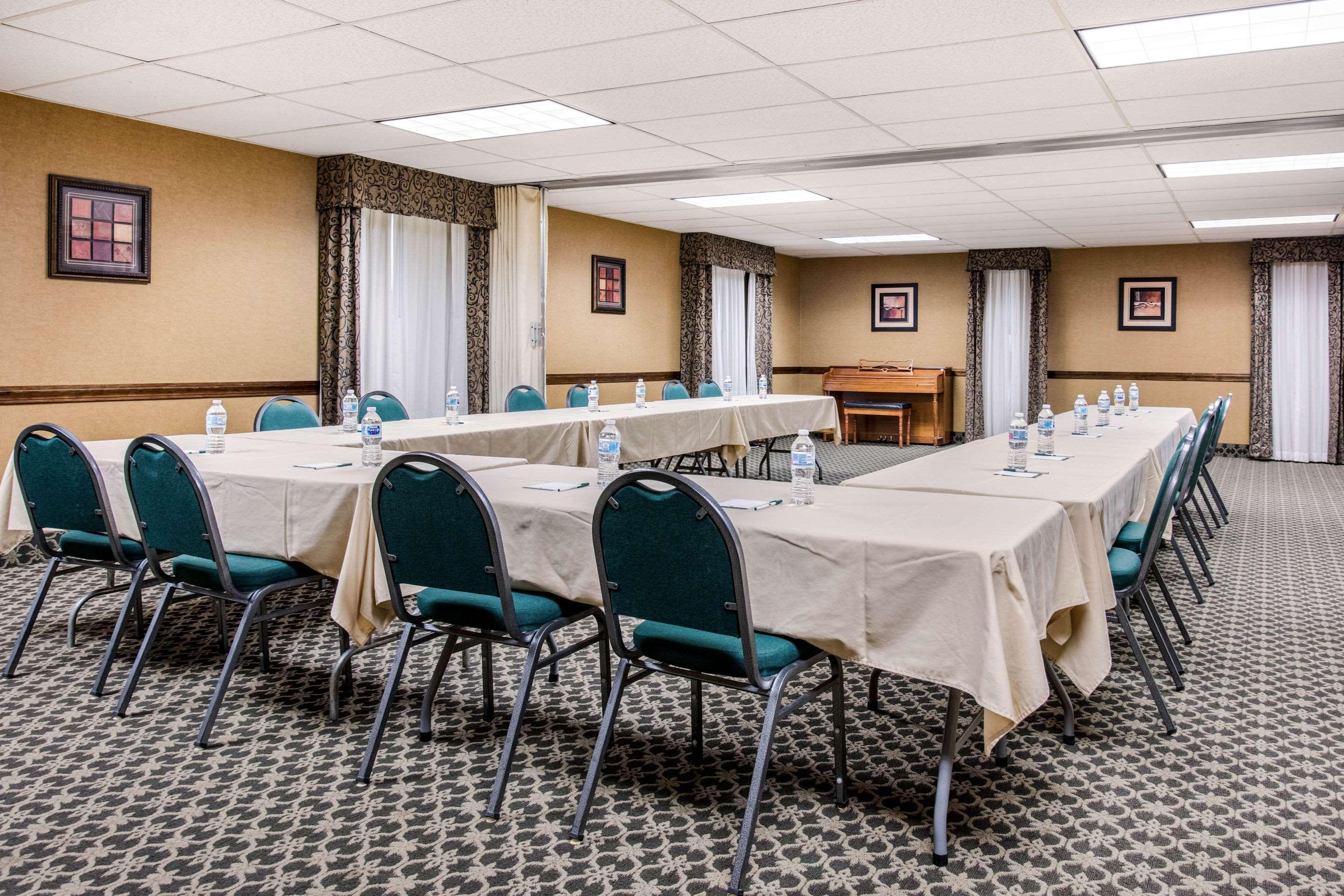 Quality Inn At Bangor Mall Bagian luar foto
