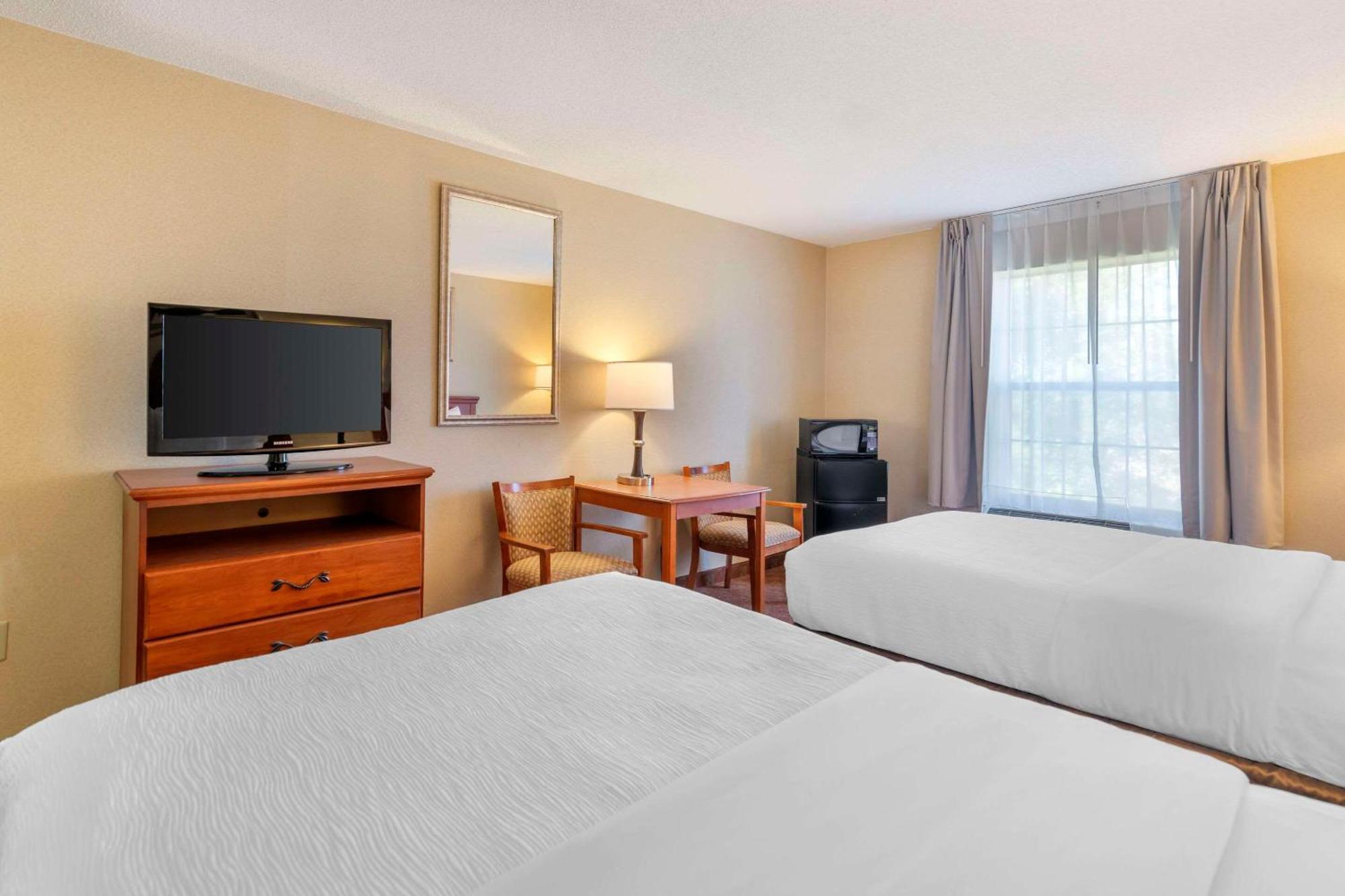 Quality Inn At Bangor Mall Bagian luar foto