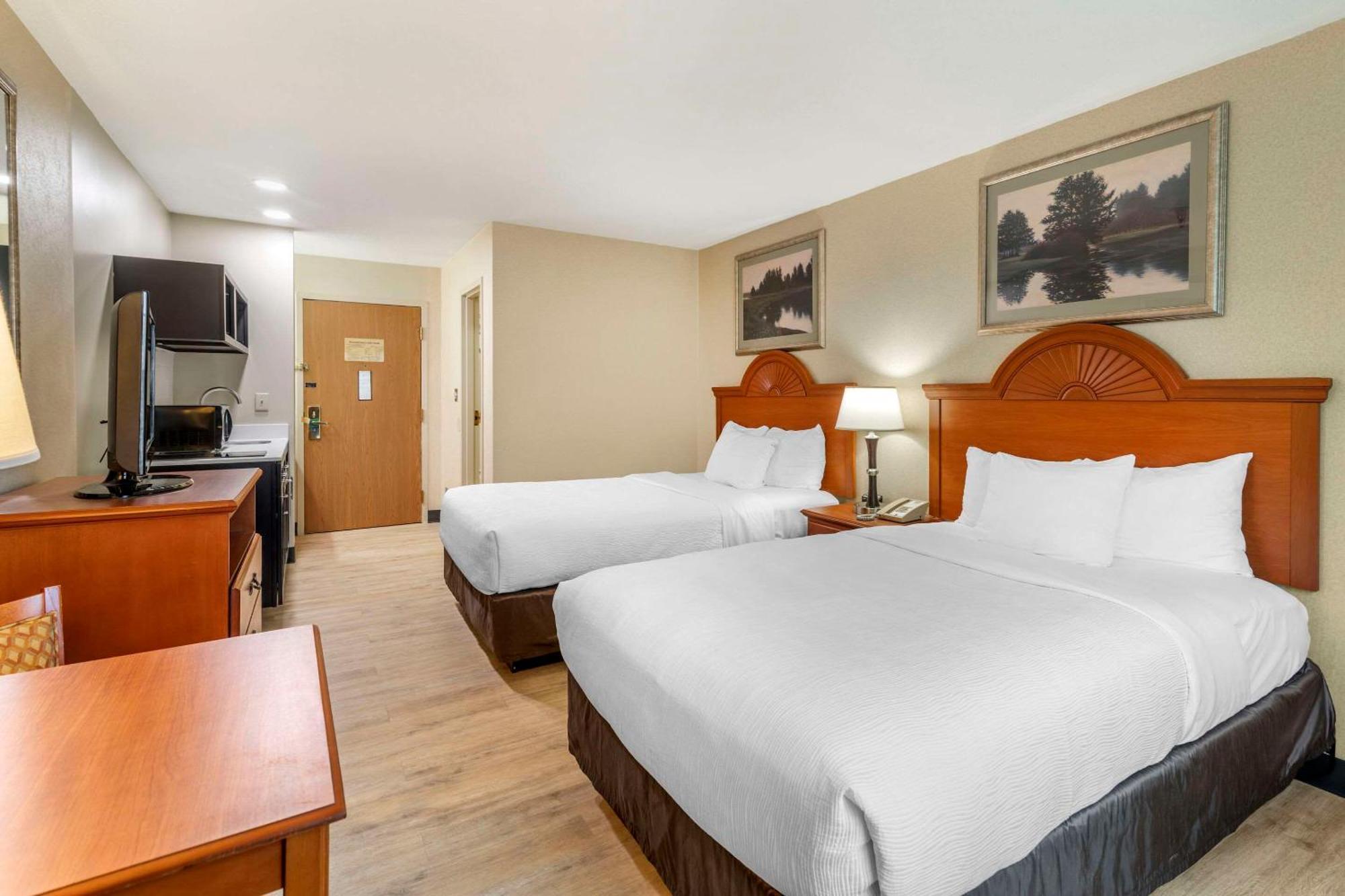 Quality Inn At Bangor Mall Bagian luar foto