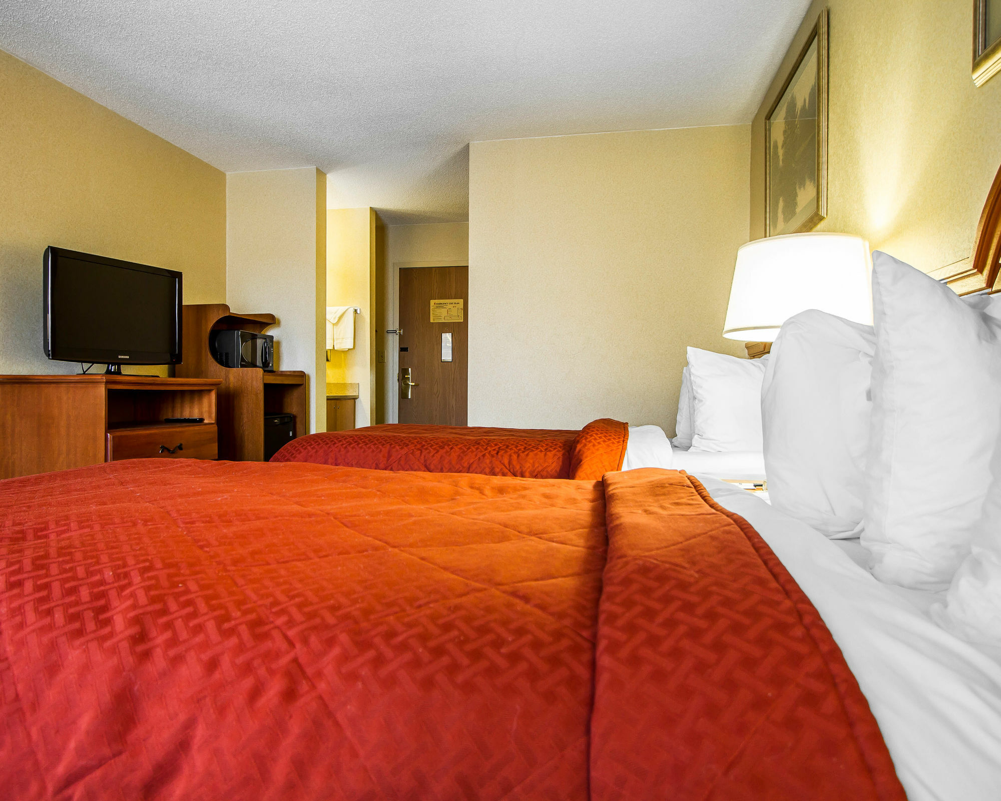 Quality Inn At Bangor Mall Bagian luar foto
