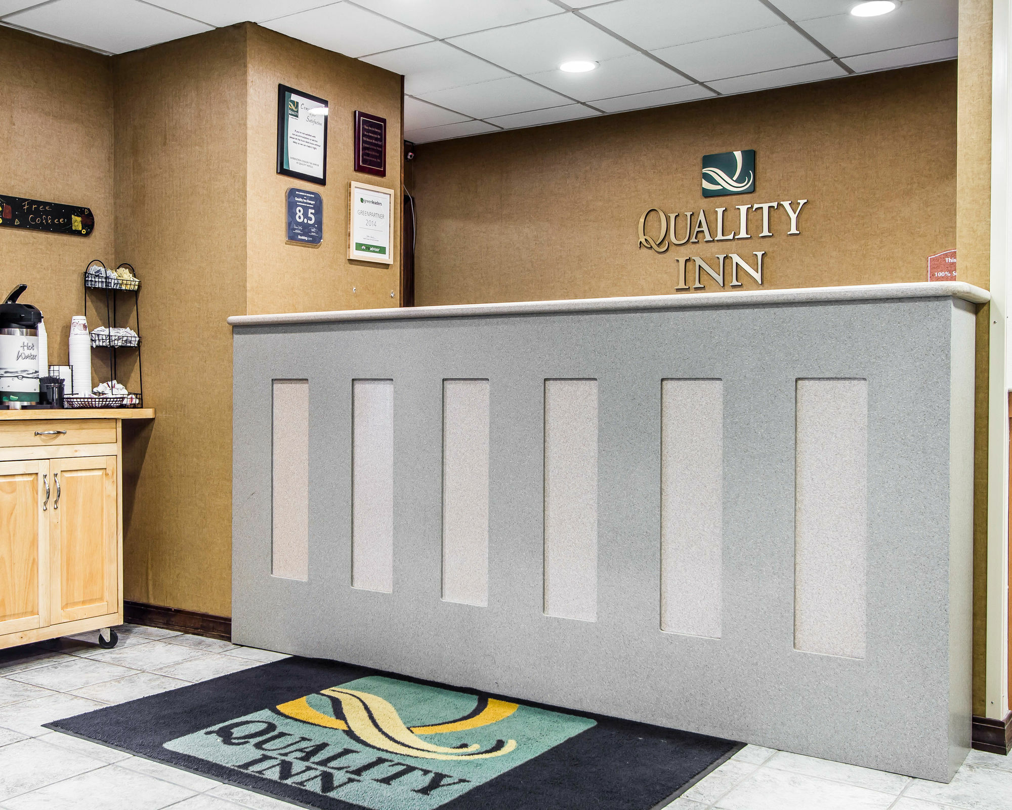 Quality Inn At Bangor Mall Bagian luar foto