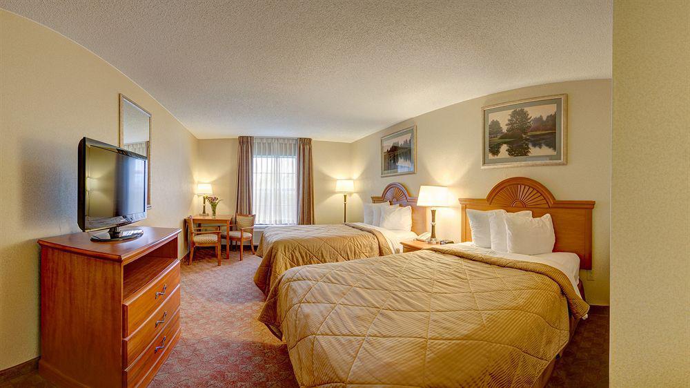 Quality Inn At Bangor Mall Bagian luar foto